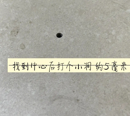 杭州市瓷砖空鼓维修公司专业解答在瓷砖铺贴过程中，如果砂料搅拌不均匀，将会带来以下问题